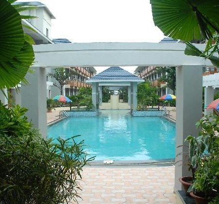 Blue Lily Beach Resort,بوري المظهر الخارجي الصورة