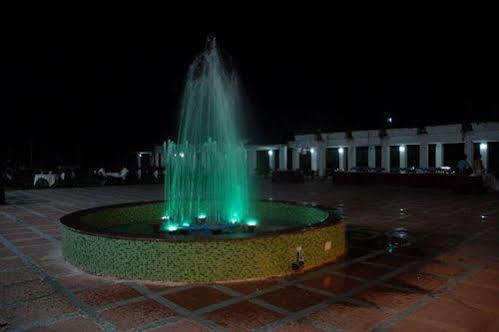Blue Lily Beach Resort,بوري المظهر الخارجي الصورة